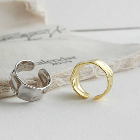 NEW Wide Hammered Gold-Plated Adujstable Band Ring - Picture 11 of 12